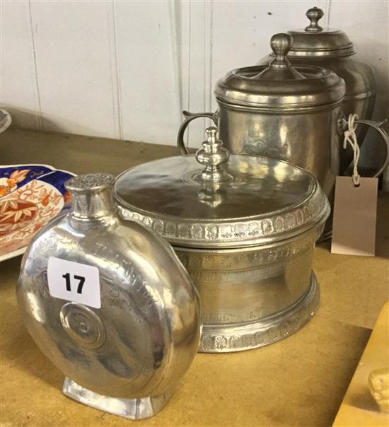 Four items of Italian pewter by La Bottega Del Peltro